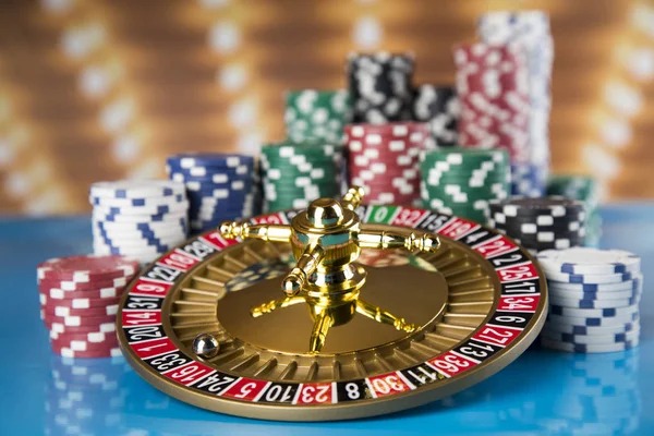 rinz game library interface showing slots and live-dealer table thumbnails in a grid